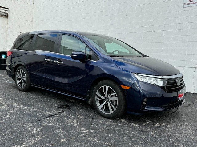 Used 2023 Honda Odyssey Touring with VIN 5FNRL6H87PB052832 for sale in Saint Louis, MO