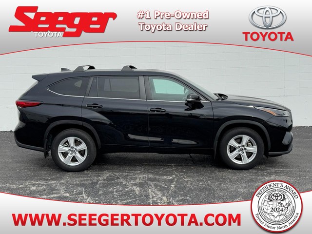 St. Louis MO 2023 Toyota Highlander more details - toyota highlander