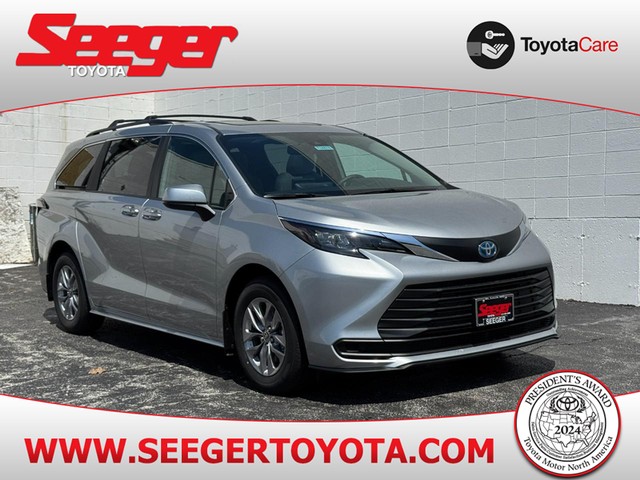 2025 Toyota Sienna LE at Seeger Toyota in St. Louis MO