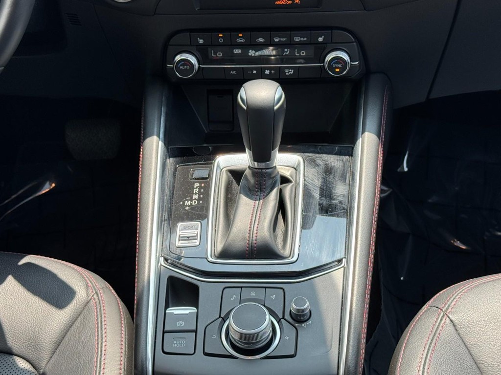 Mazda CX-5 Vehicle Full-screen Gallery Image 14