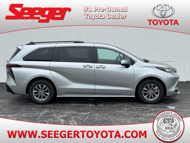 2023 Toyota Sienna XLE at Seeger Toyota in St. Louis MO