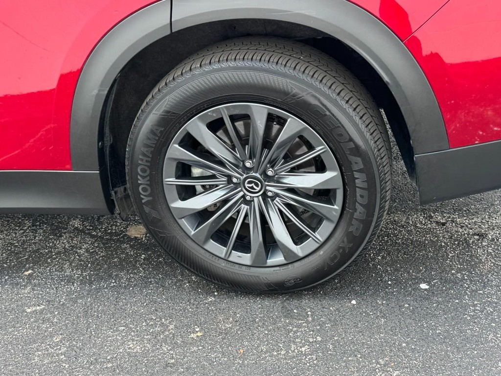 Mazda CX-70 Vehicle Full-screen Gallery Image 05