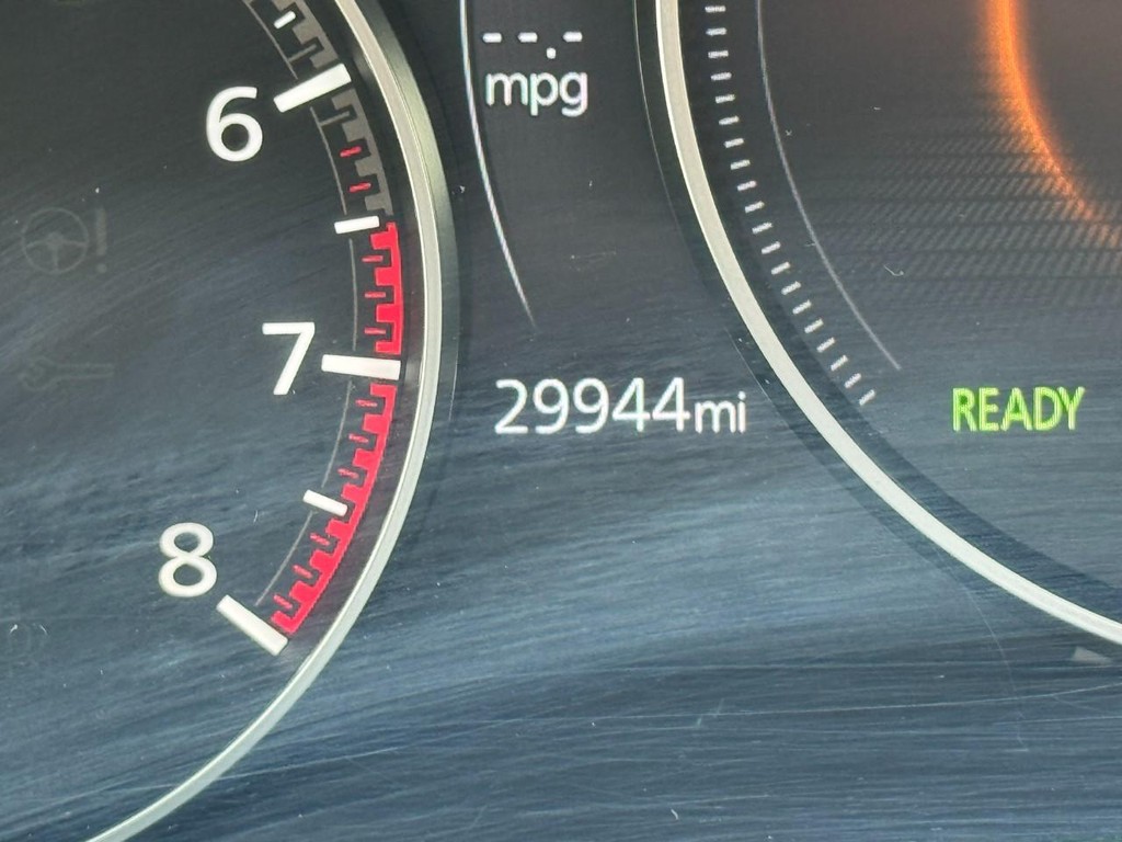 Mazda CX-70 Vehicle Full-screen Gallery Image 18