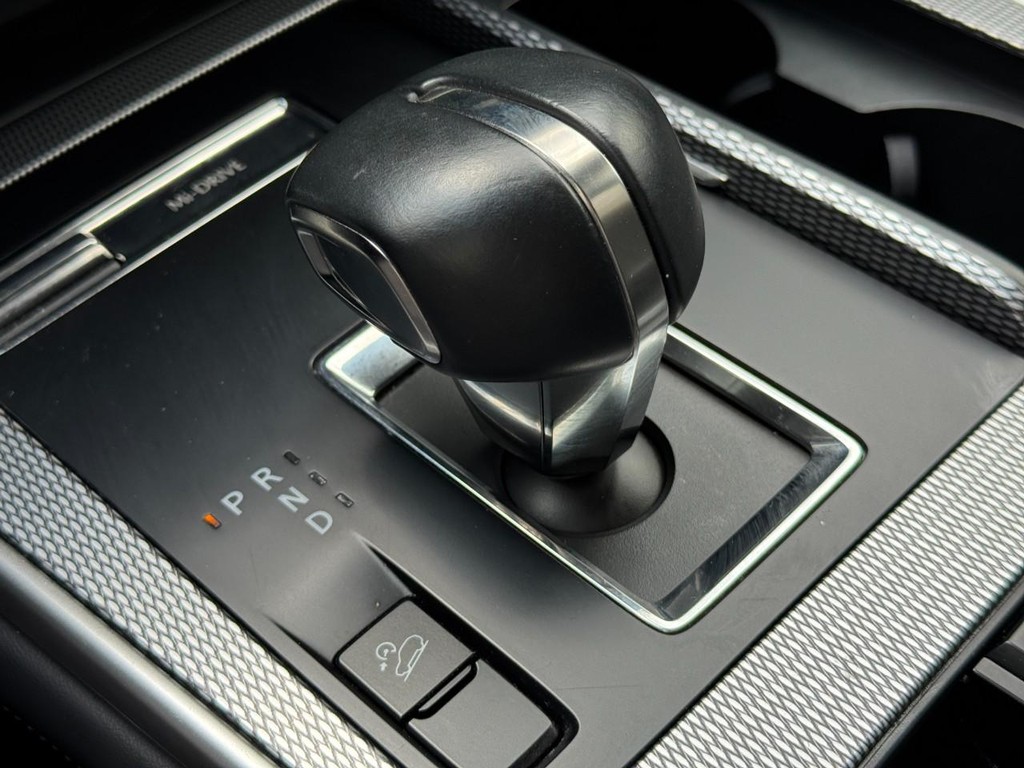 Mazda CX-70 Vehicle Full-screen Gallery Image 19