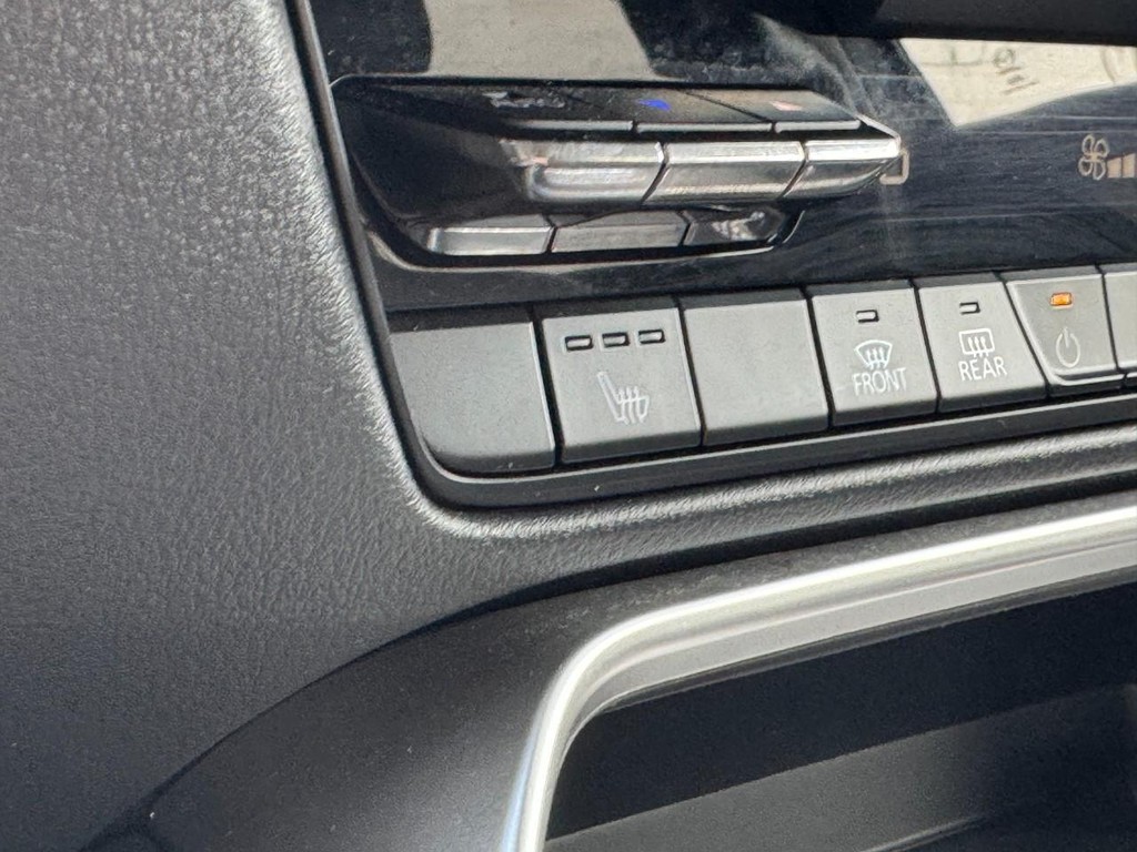 Mazda CX-70 Vehicle Full-screen Gallery Image 20