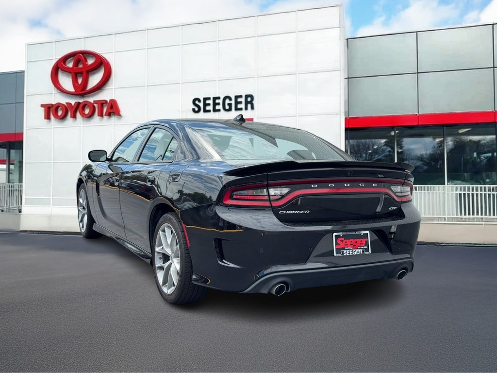 Dodge Charger Vehicle Full-screen Gallery Image 04