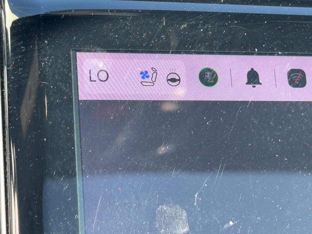 Jeep Grand Cherokee L Vehicle Full-screen Gallery Image 26