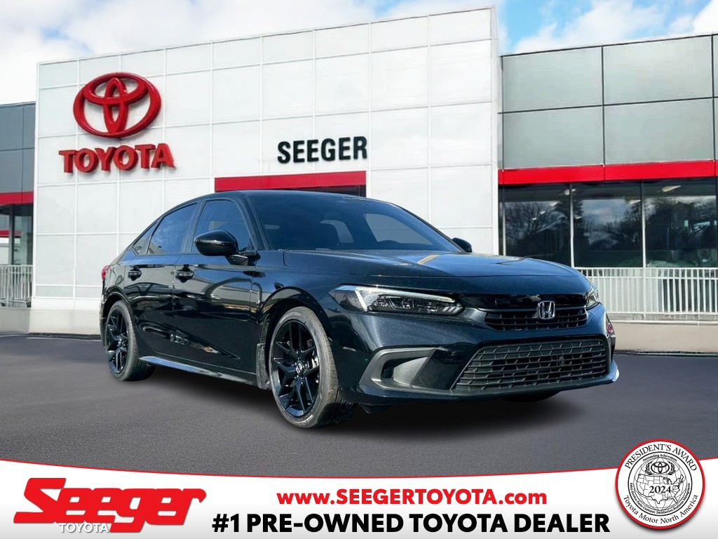 Honda Civic Sedan Vehicle Full-screen Gallery Image 01