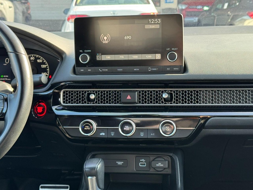 Honda Civic Sedan Vehicle Full-screen Gallery Image 13