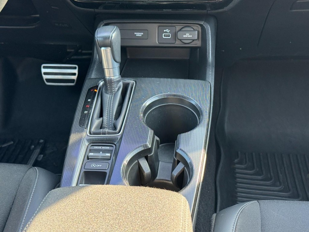 Honda Civic Sedan Vehicle Full-screen Gallery Image 14