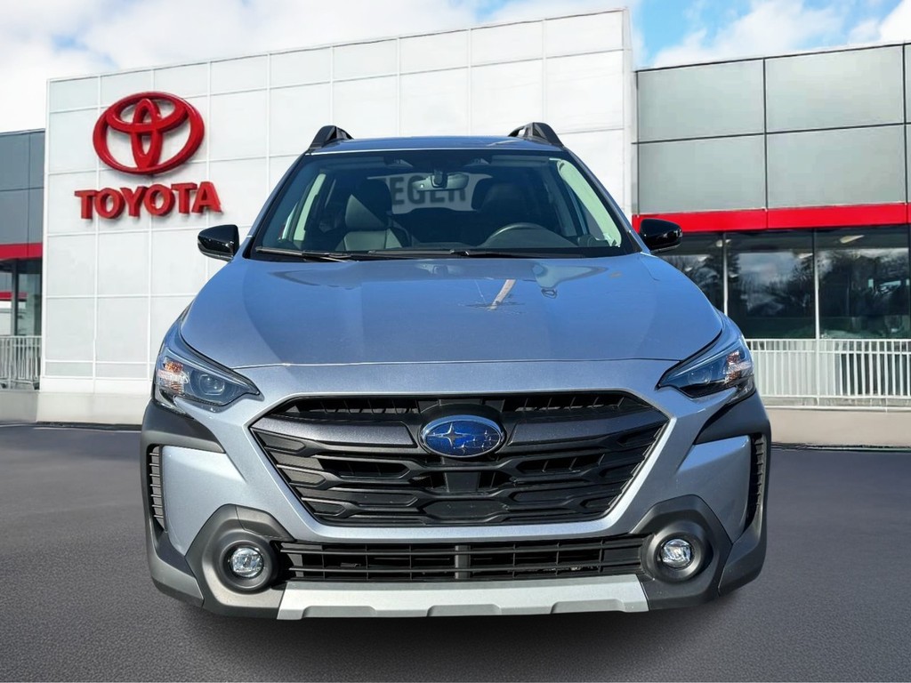 Subaru Outback Vehicle Full-screen Gallery Image 07