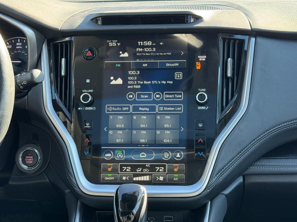 Subaru Outback Vehicle Full-screen Gallery Image 14