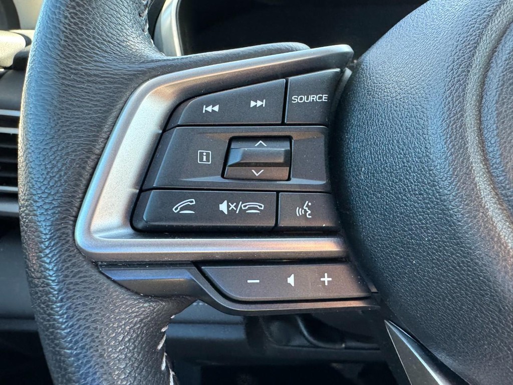 Subaru Outback Vehicle Full-screen Gallery Image 18