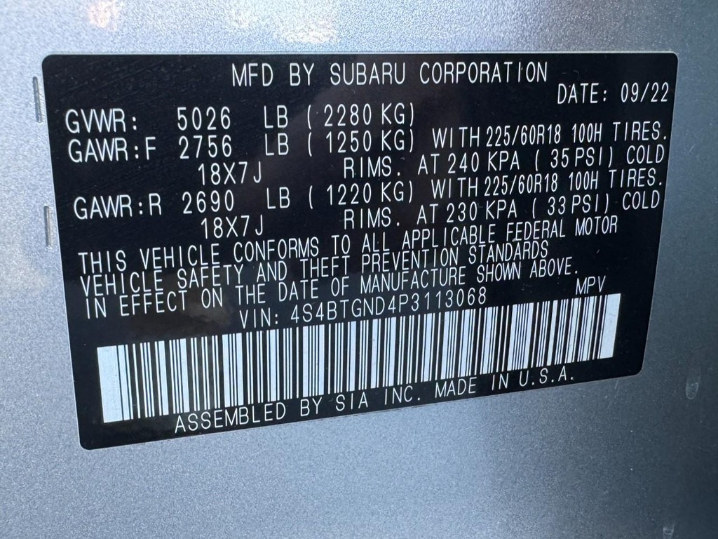 Subaru Outback Vehicle Full-screen Gallery Image 26