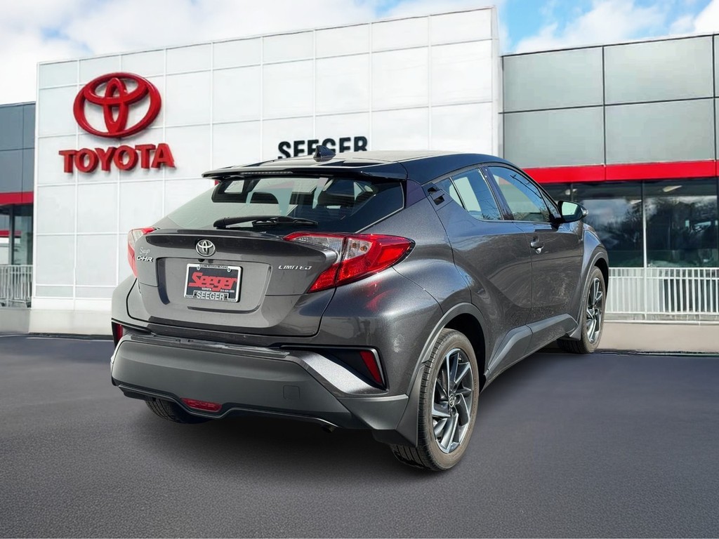 Toyota C-HR Vehicle Full-screen Gallery Image 03