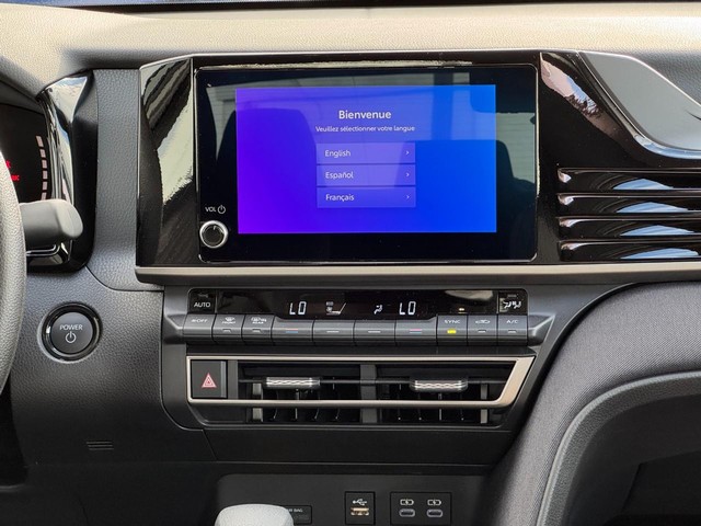 2026 Toyota Camry LE - Photo 10