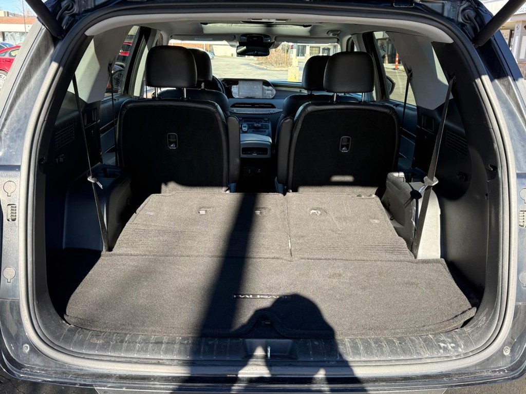 Hyundai Palisade Vehicle Full-screen Gallery Image 04