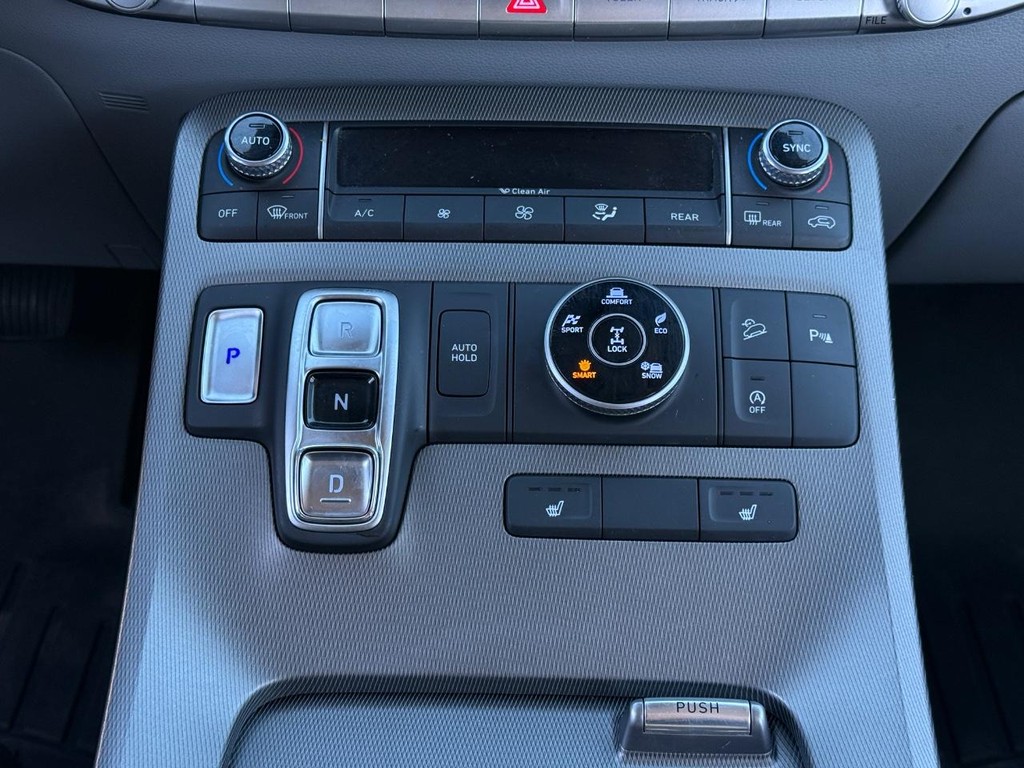 Hyundai Palisade Vehicle Full-screen Gallery Image 14