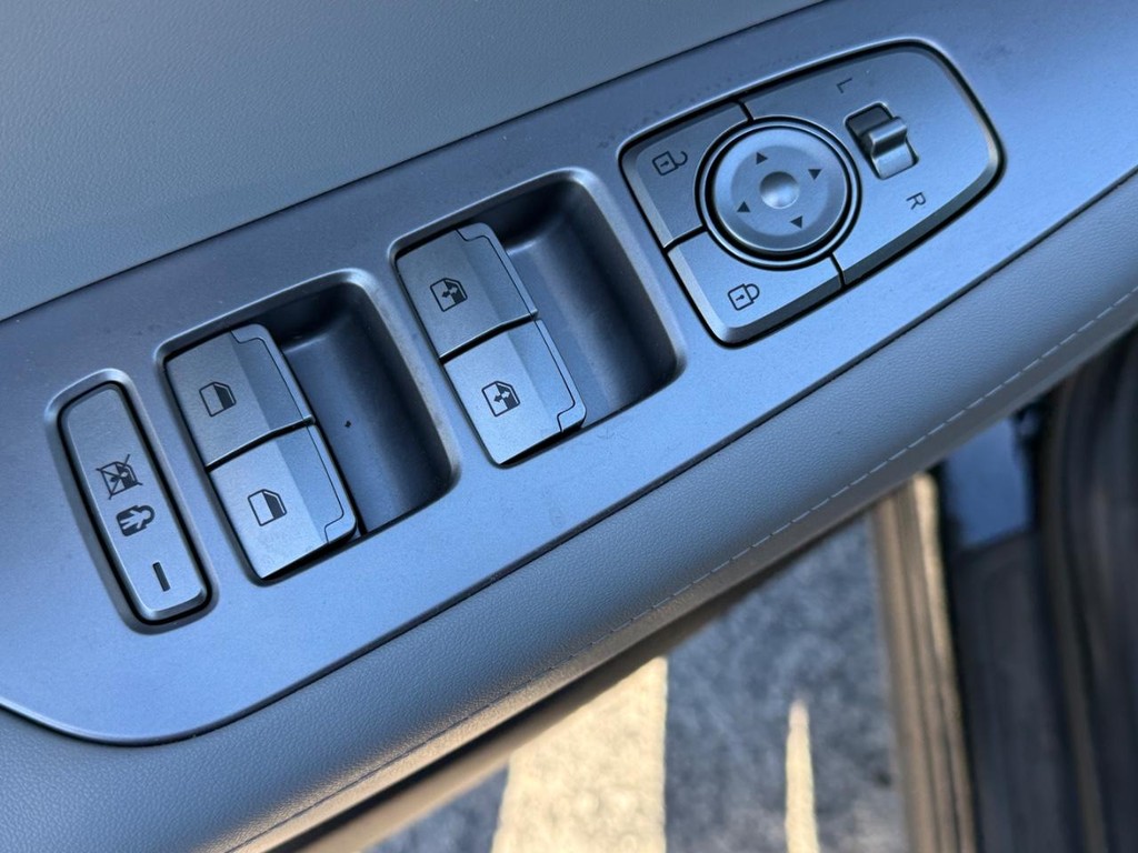 Hyundai Palisade Vehicle Full-screen Gallery Image 15