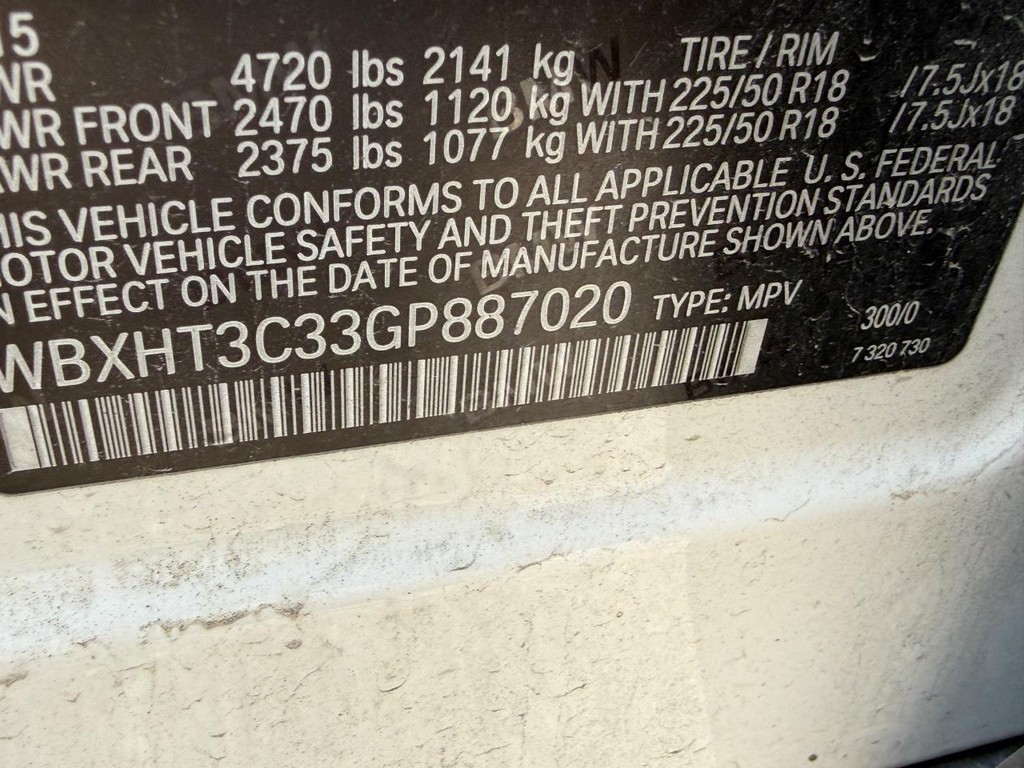 BMW X1 Vehicle Full-screen Gallery Image 22