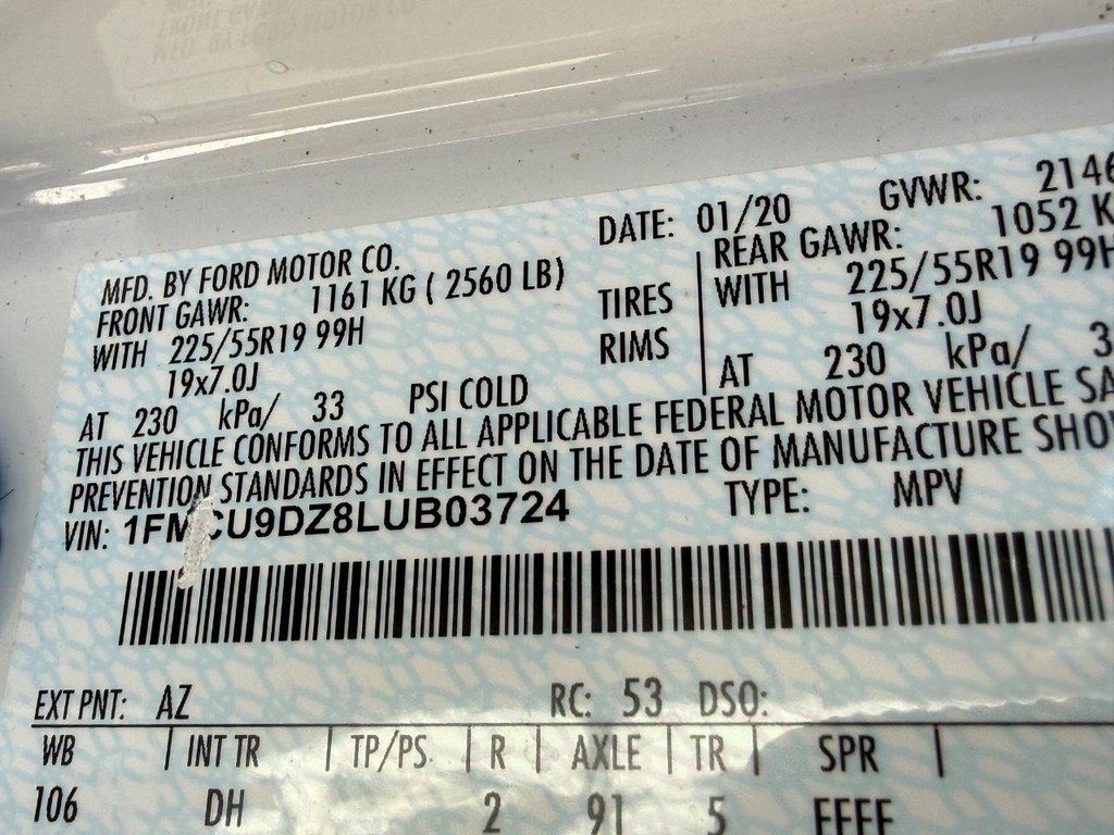 Ford Escape Vehicle Full-screen Gallery Image 26