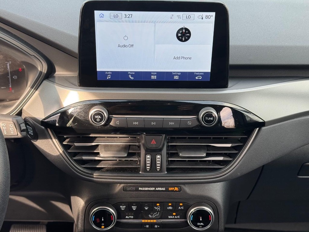 Ford Escape Vehicle Full-screen Gallery Image 13