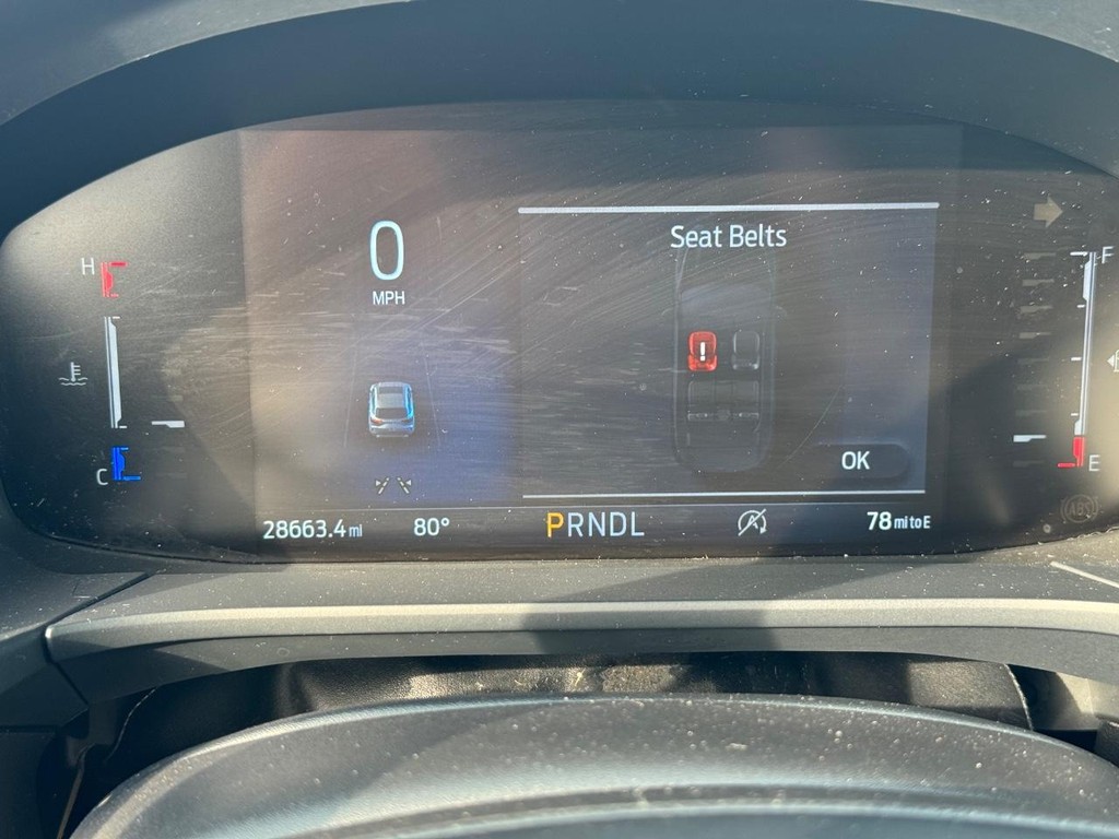 Ford Escape Vehicle Full-screen Gallery Image 19