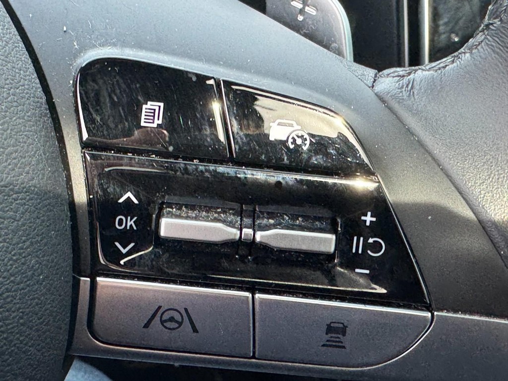 Hyundai Santa Cruz Vehicle Full-screen Gallery Image 18