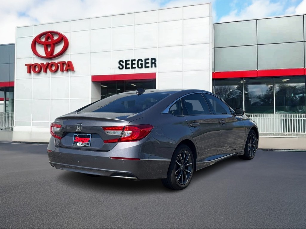 Honda Accord Sedan Vehicle Full-screen Gallery Image 03