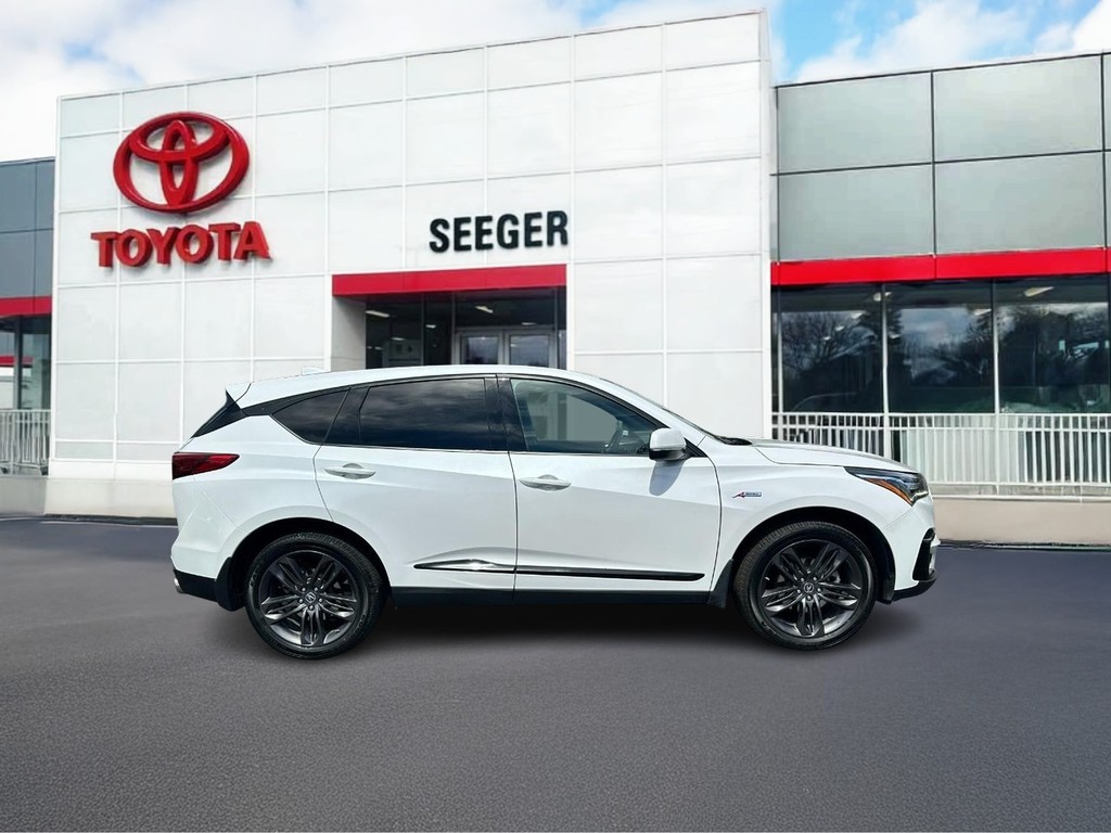 Acura RDX Vehicle Full-screen Gallery Image 02