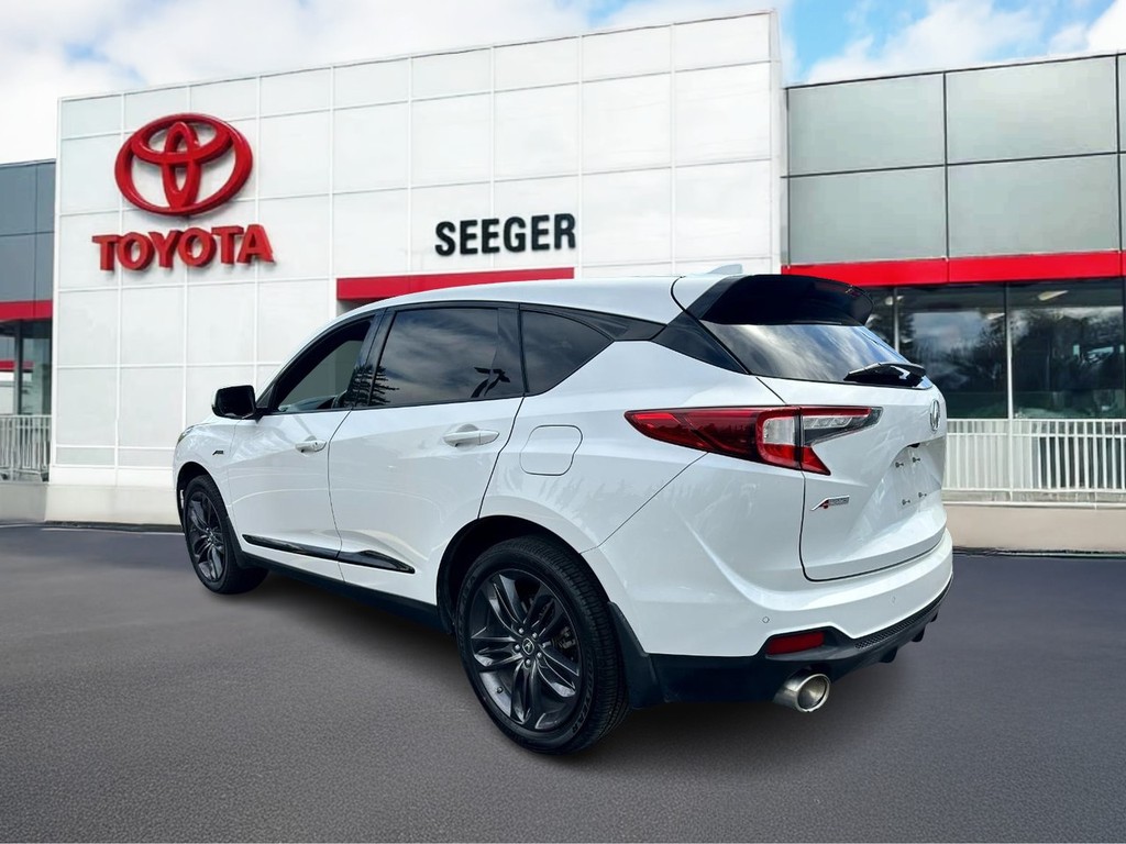 Acura RDX Vehicle Full-screen Gallery Image 07