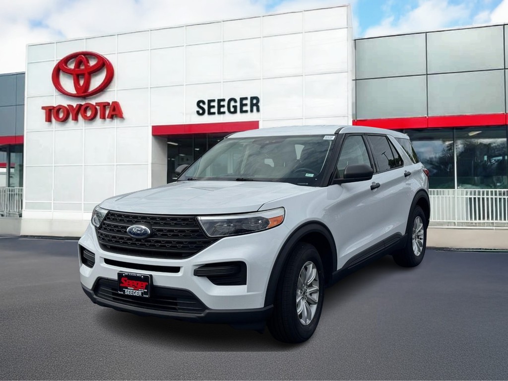 Ford Explorer Vehicle Full-screen Gallery Image 08