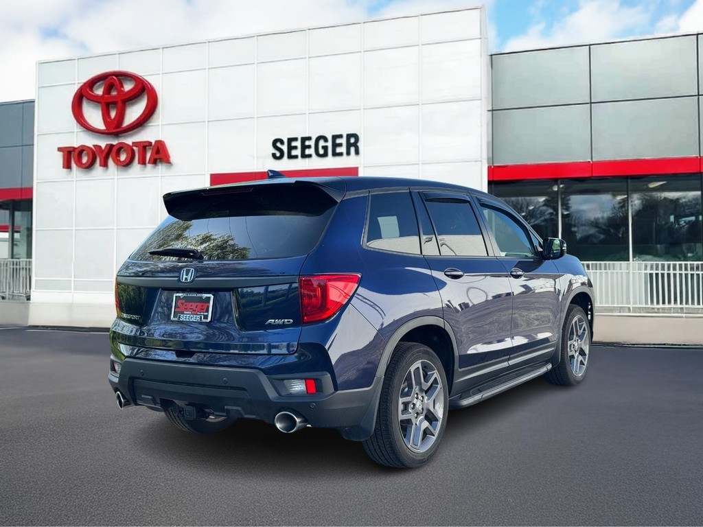 Honda Passport Vehicle Full-screen Gallery Image 03