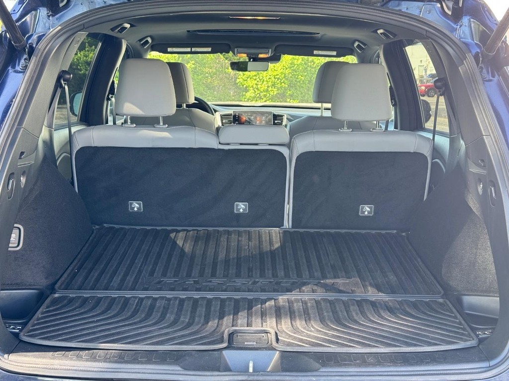Honda Passport Vehicle Full-screen Gallery Image 04