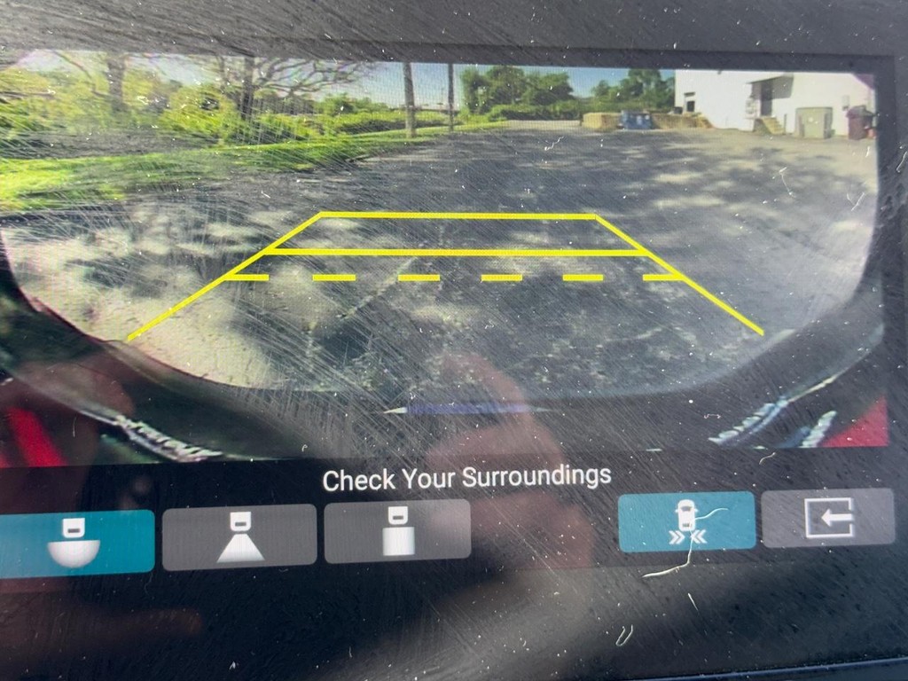 Honda Passport Vehicle Full-screen Gallery Image 23