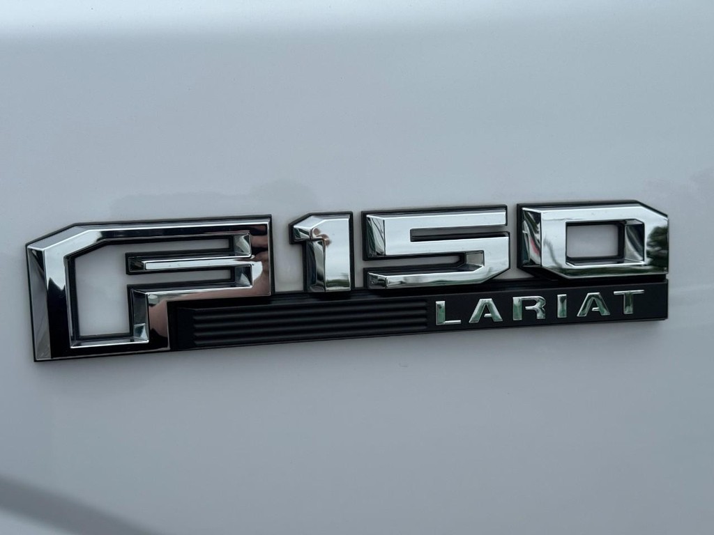Ford F-150 Vehicle Full-screen Gallery Image 07