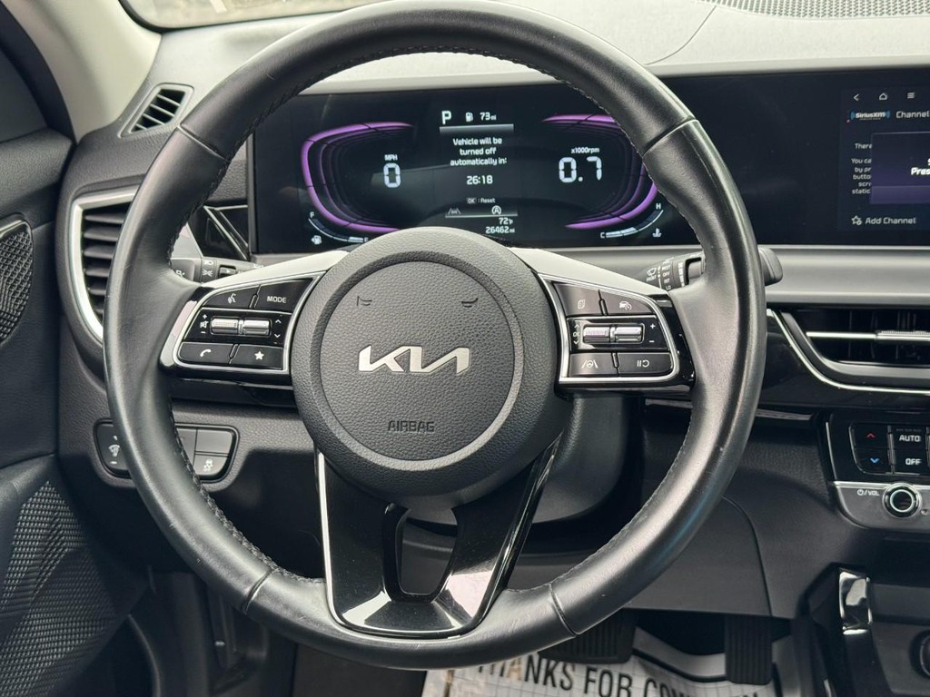Kia Seltos Vehicle Full-screen Gallery Image 13