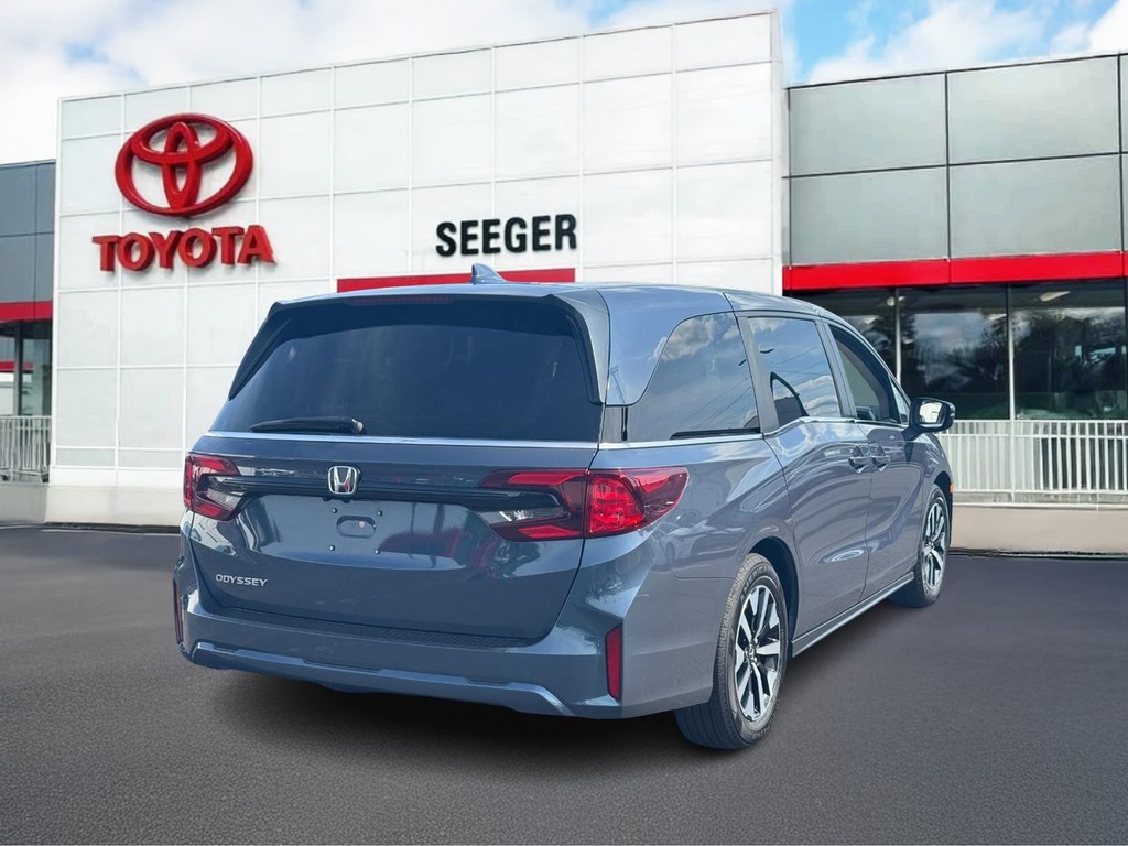 Honda Odyssey Vehicle Full-screen Gallery Image 03