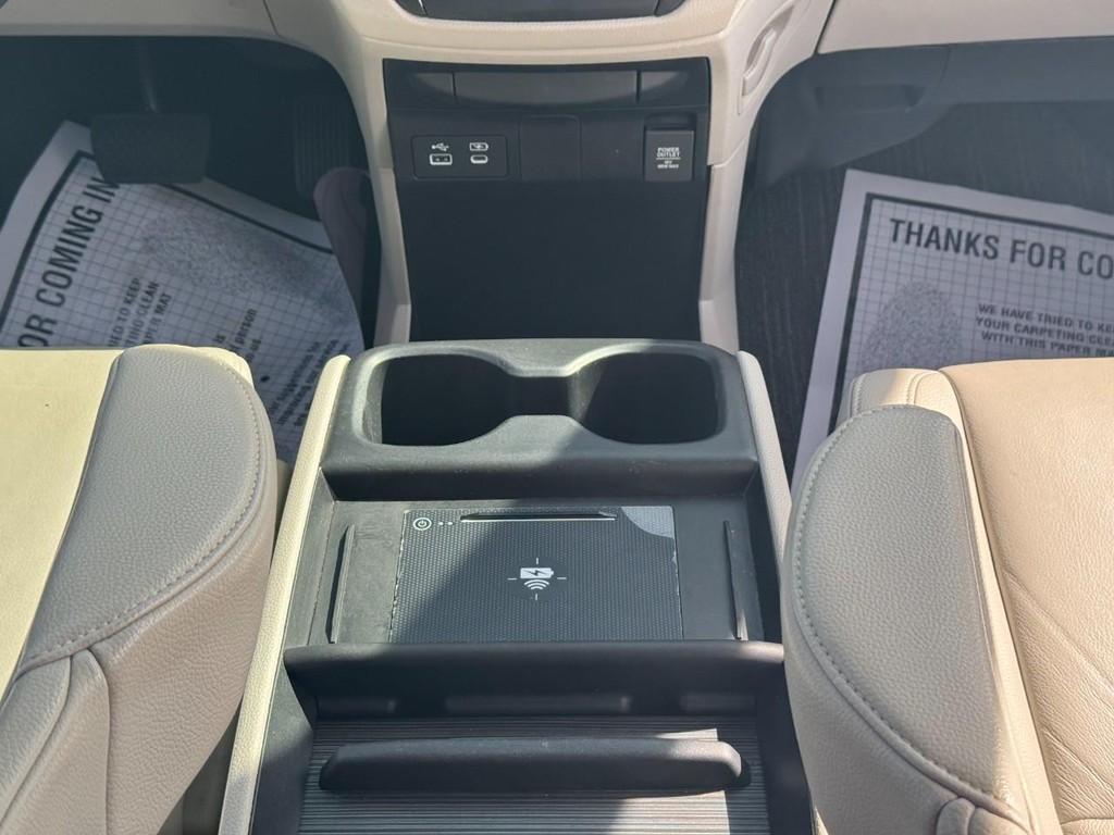 Honda Odyssey Vehicle Full-screen Gallery Image 15