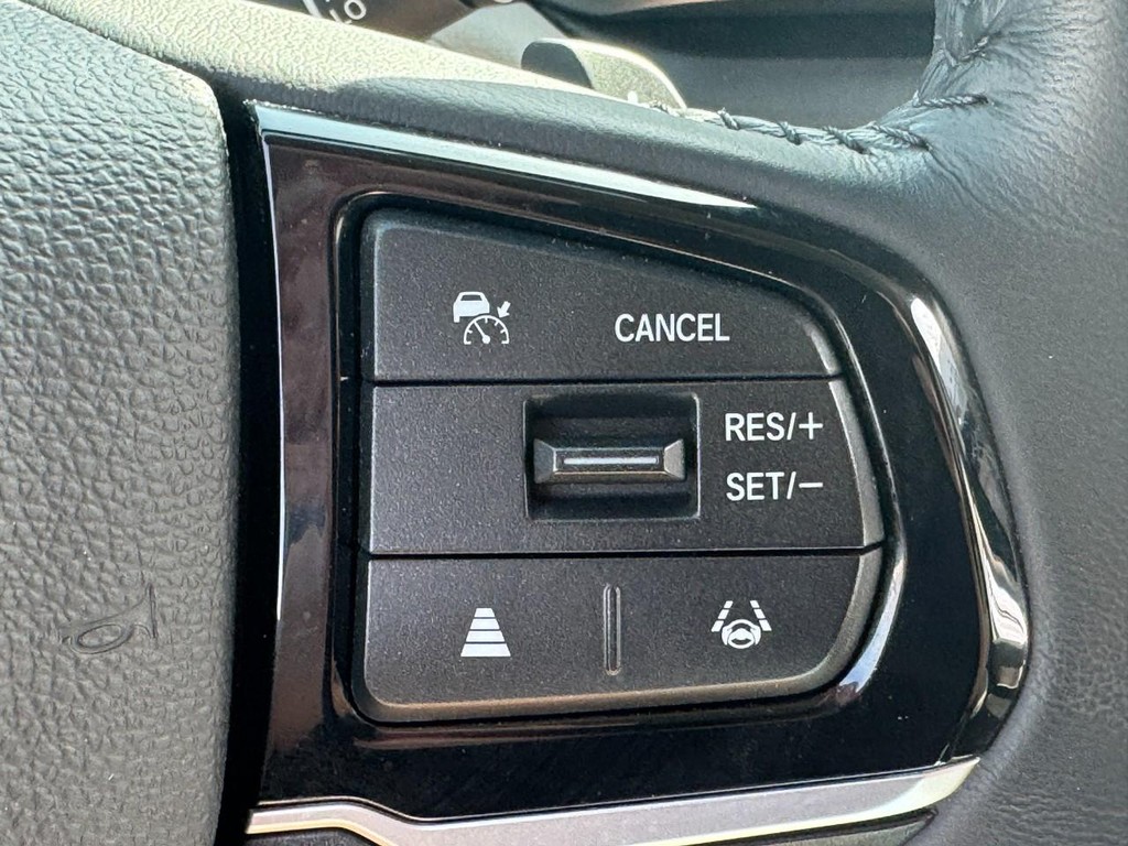 Honda Odyssey Vehicle Full-screen Gallery Image 20