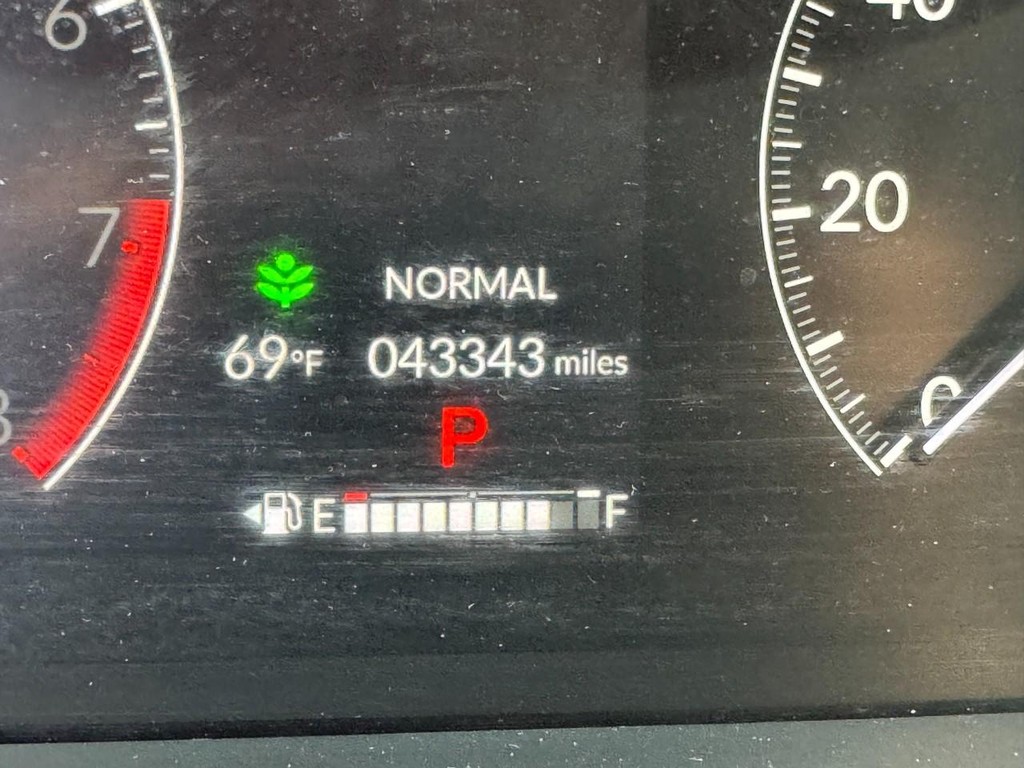 Honda Odyssey Vehicle Full-screen Gallery Image 22