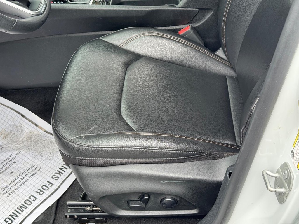 Jeep Compass Vehicle Full-screen Gallery Image 16