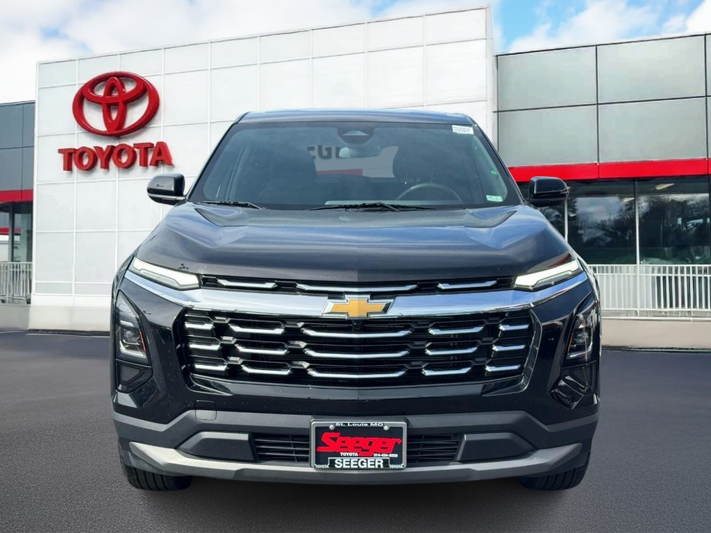 Chevrolet Equinox Vehicle Full-screen Gallery Image 09