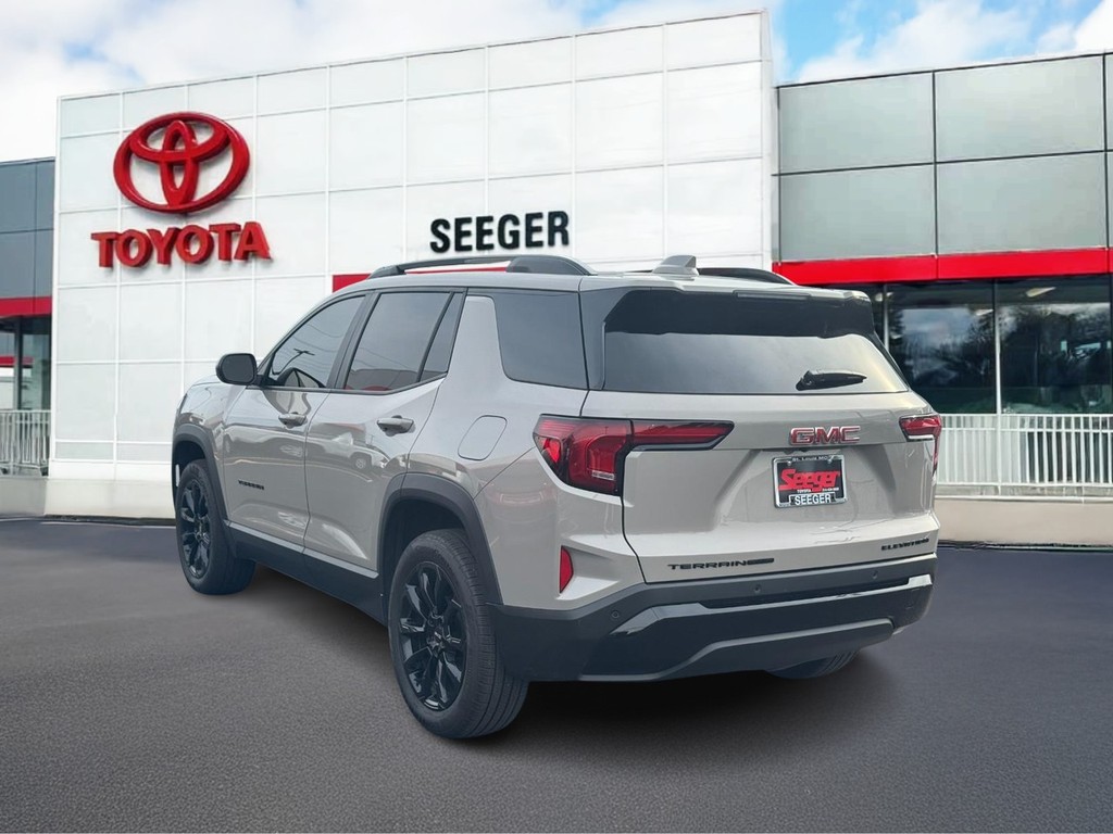 GMC Terrain Vehicle Full-screen Gallery Image 07