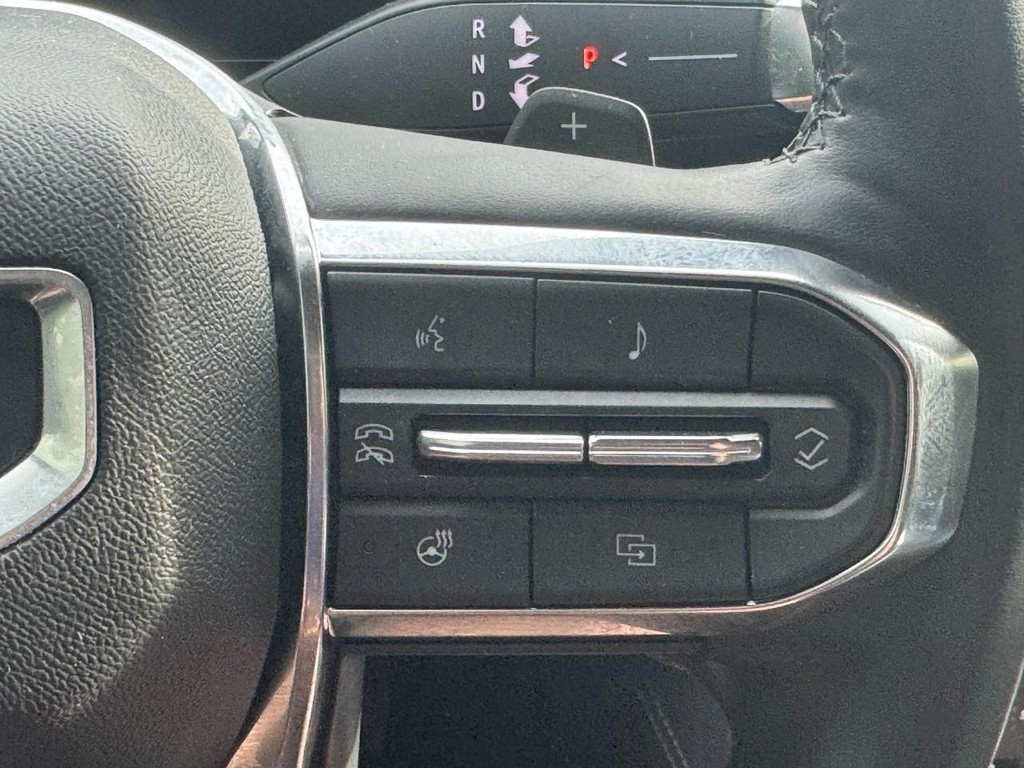 GMC Terrain Vehicle Full-screen Gallery Image 20