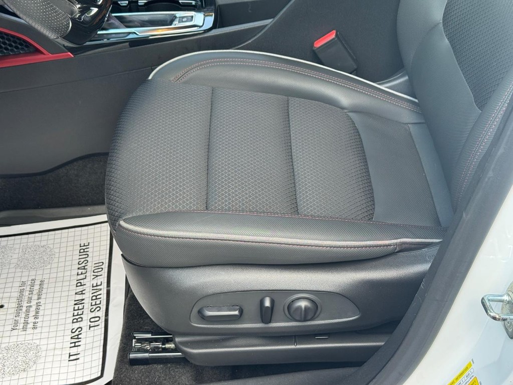 Chevrolet TrailBlazer Vehicle Full-screen Gallery Image 17