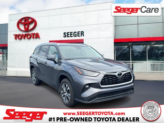 St. Louis MO 2025 Toyota Highlander more details - toyota highlander