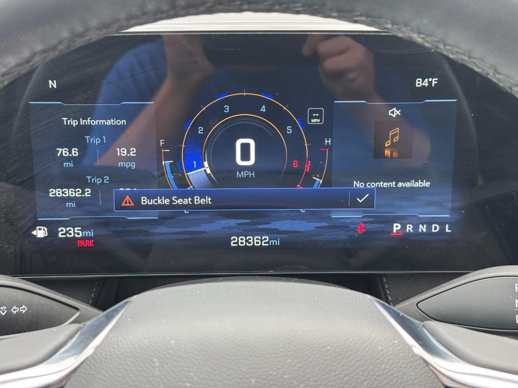Chevrolet Equinox Vehicle Full-screen Gallery Image 20