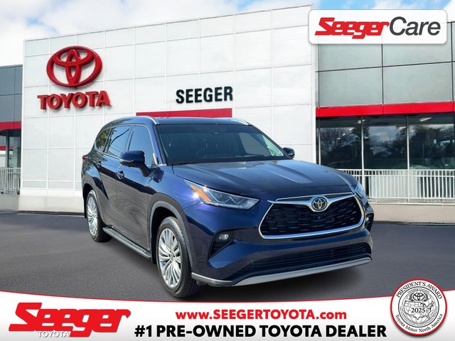 St. Louis MO 2023 Toyota Highlander more details - toyota highlander