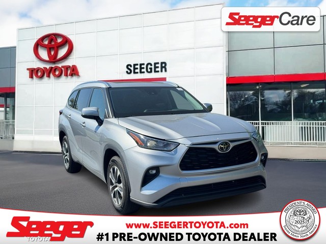 St. Louis MO 2021 Toyota Highlander more details - toyota highlander